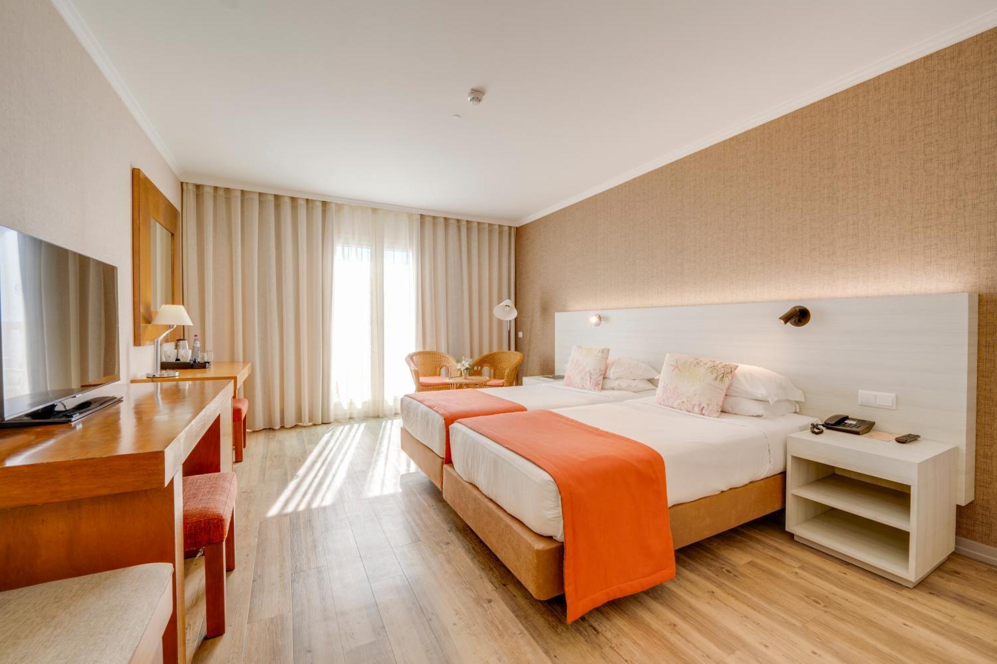 Twin Room Sea View Balcony